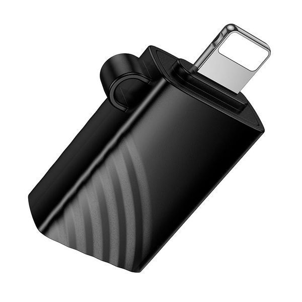 Перехідник Hoco HB53 Lightning на TF карту пам&rsquo;яті &ndash; вигляд під кутом, чорний корпус